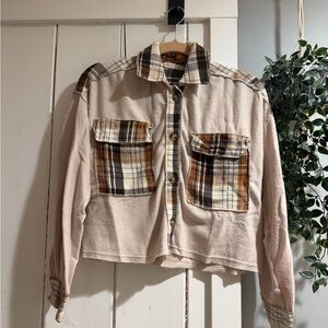 ILLA ILLA Beige Plaid Cropped Shacket with Multicolor Trim